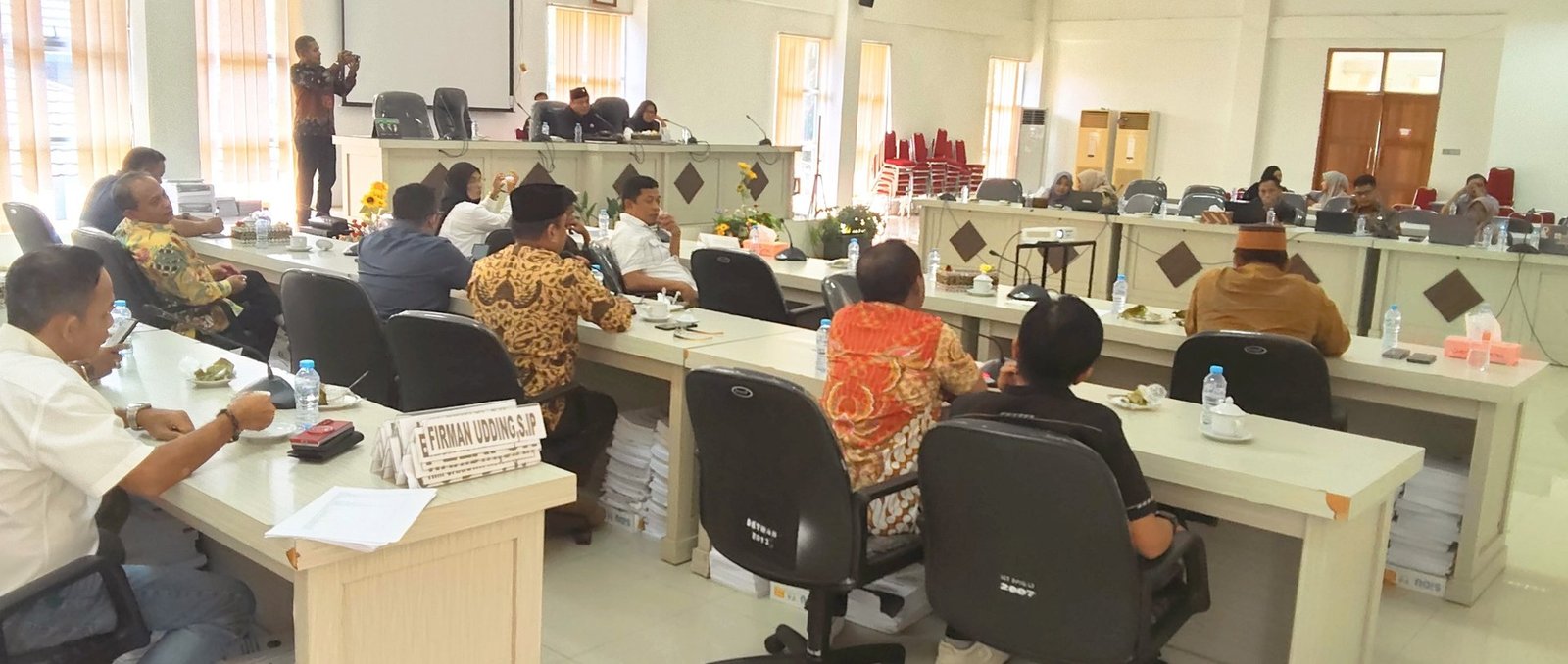 Rapat Terkait Anggaran: Perspektif DPRD Luwu Timur